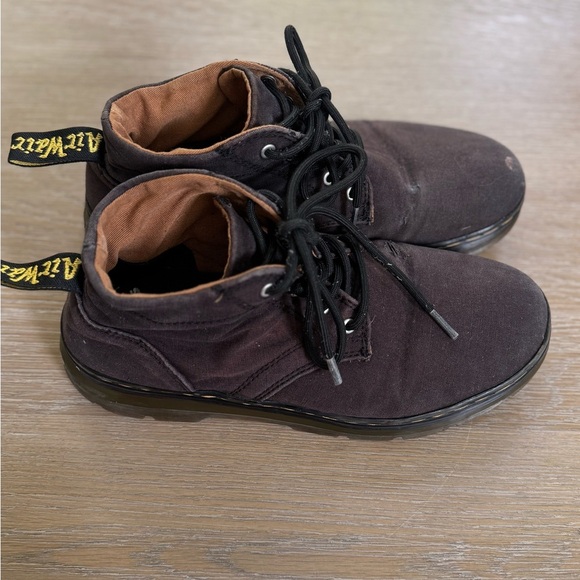 DR Doc Marten’s men’s AirWair canvas lace up style boots shoes size 9